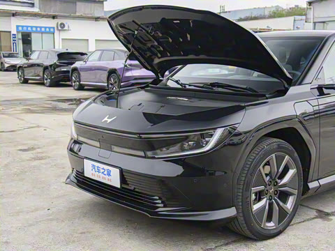 2025�� ����������Max