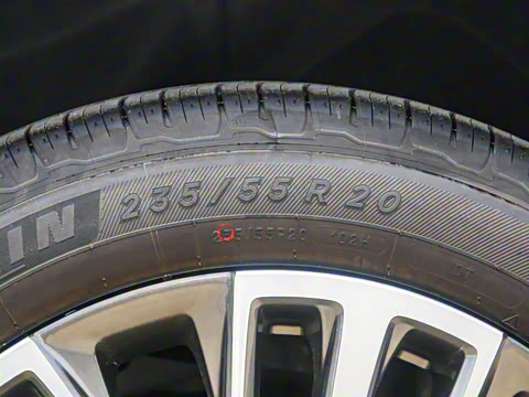 2025�� 2.0T �󶼻���