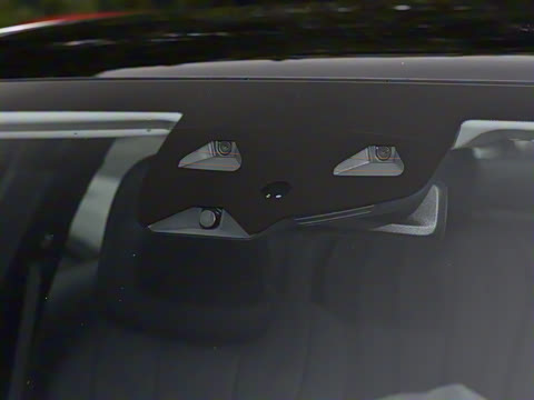 2025�� E 300 �������˶���