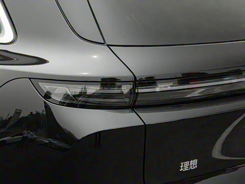 2025�� Pro ���ܻ��°�