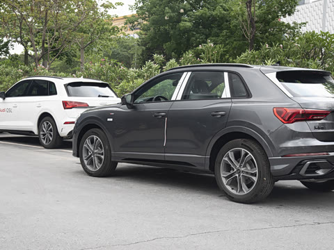 2025�� quattro 45�����ذ� 40TFSI ʱ�ж�����