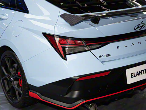 2023�� 2.0T Sport Package Edition