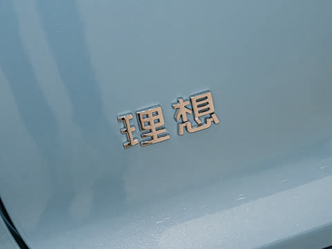 2025�� Ultra ���ܻ��°�