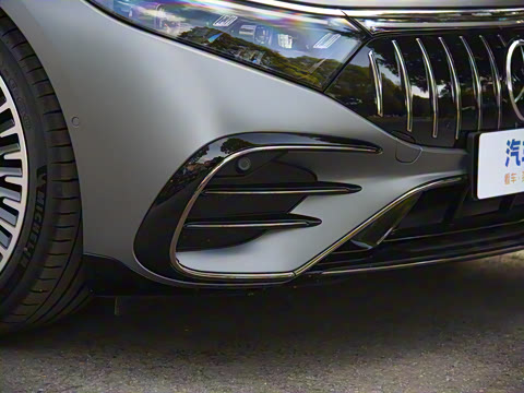 2023�� AMG EQS 53 4MATIC+