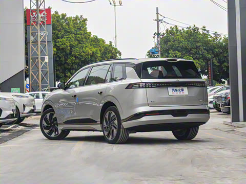 2025�� 636Ultra���Ȱ� 6��