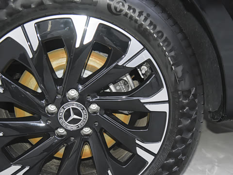 2025�� 2.0T ��; 7��