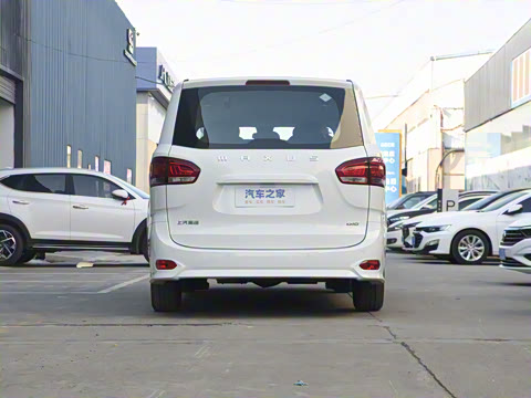 2025�� 2.0L �ֶ��м����а� CNG 7��