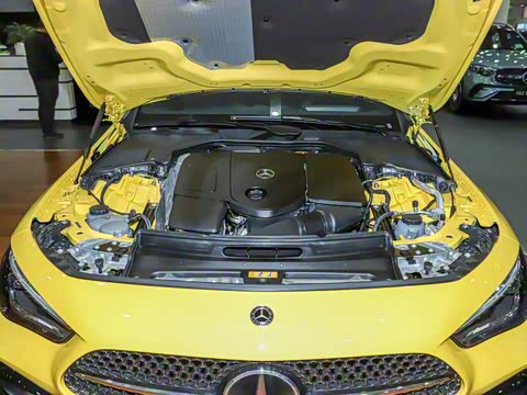 2025�� CLE 260 ���ܳ�