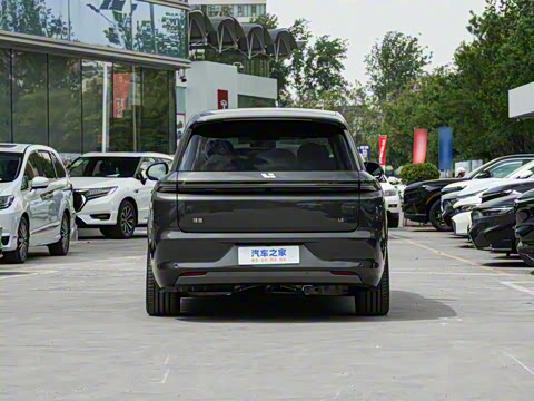 2025�� Ultra ���ܻ��°�