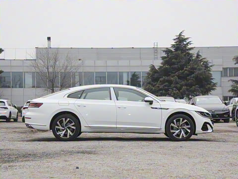 2025�� 330TSI ��Ŀ ������