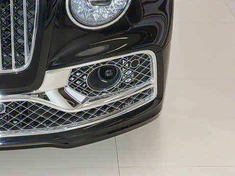 2024�� 4.0T V8 Mulliner