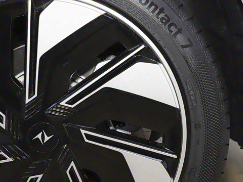 2025�� 636Ultra���Ȱ� 6��