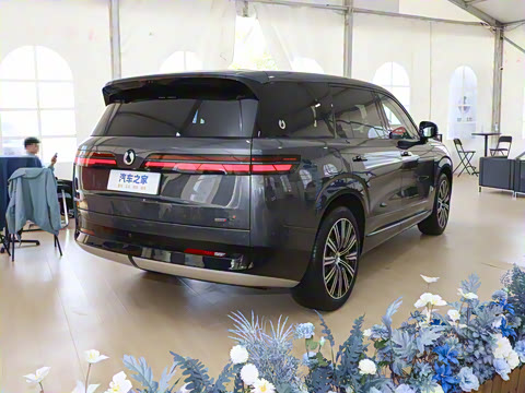 2025�� ������