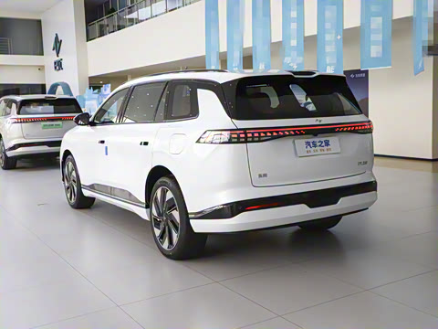 2025�� 210Ultra���Ȱ� 6��