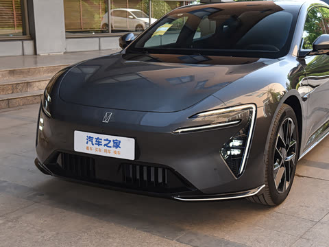 2025�� Pro�����