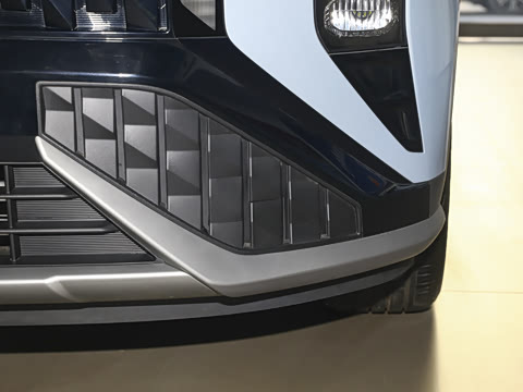 2023�� ��� 2.0L ����LUX