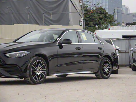 2025�� �Ŀ� C 260 L �˶���