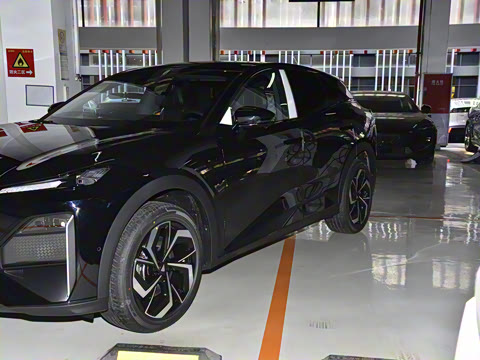 2025�� 215Max ��ΪǬ���Ǽ�ADS SE���̰�