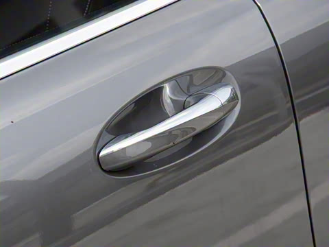 2025�� GLB 220 ʱ����