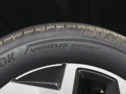 2025�� ̽��L 330TSI ������ӢCity��