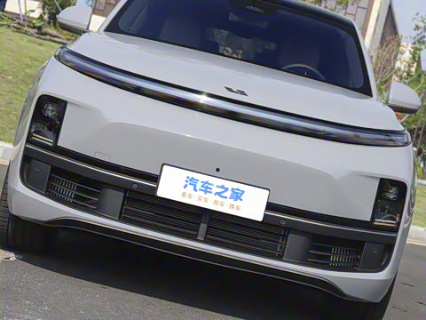 2025�� Ultra ���ܻ��°�