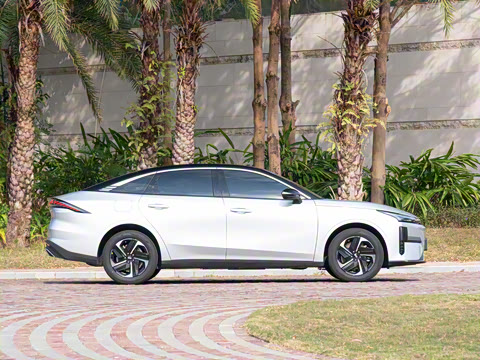 2025�� EM-i 140km ̽��+��