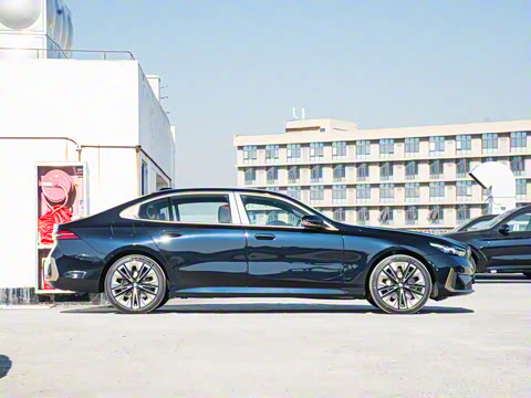 2025�� 530Li ������ ������װ