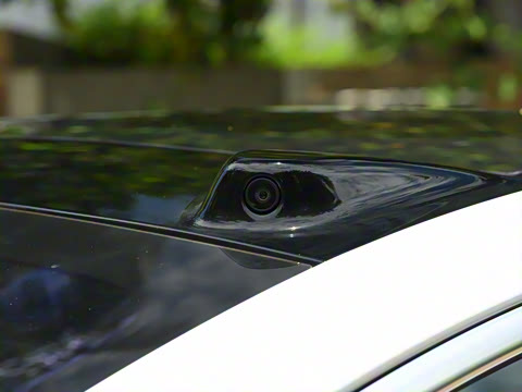 2025�� 75kWh Touring