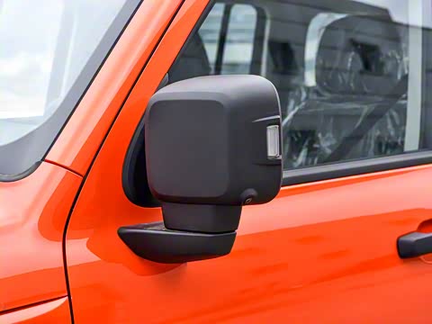 2025�� 2.0T ������