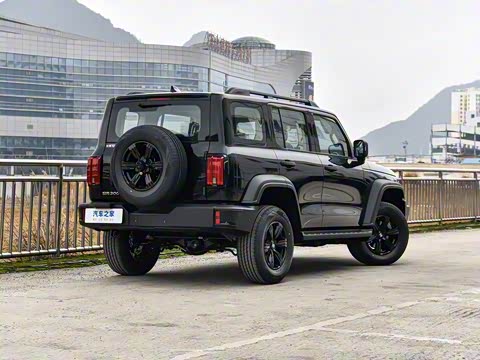 2025�� 2.0T ������