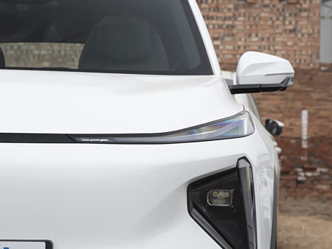 2025�� EM-i 115km ̽����