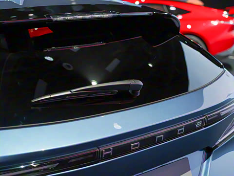 2025�� ����������Max