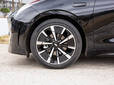 2025�� Air 530km D����