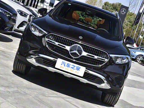 2025�� �Ŀ� GLC 260 L 4MATIC ������