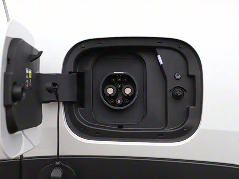 2024�� E ������