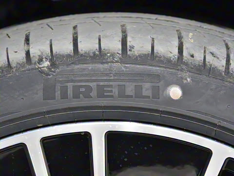 2025�� �Ŀ� E 300 L �����