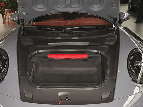 2025�� Carrera 3.0T