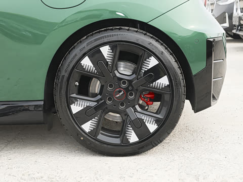 2025�� JOHN COOPER WORKS