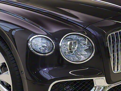 2024�� V8 Edition 8