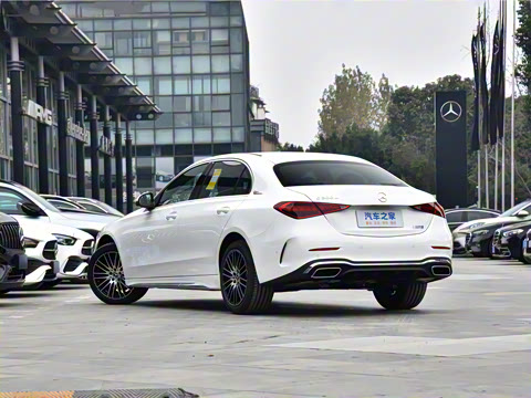 2025�� �Ŀ� C 200 L �˶���