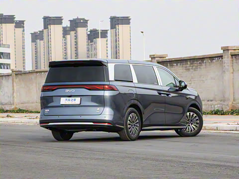 2025�� DM-i 1.5T 100km ��Խ��