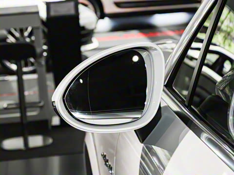 2025�� Cayenne S E-Hybrid 3.0T