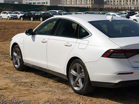 2023�� 2.0L e:PHEV ������