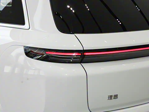 2025�� Max ���ܻ��°�