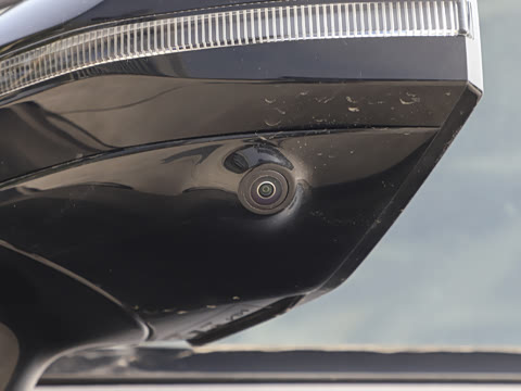 2025�� 2.0T �������������