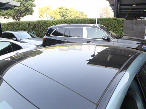 2025�� E 300 �������˶���