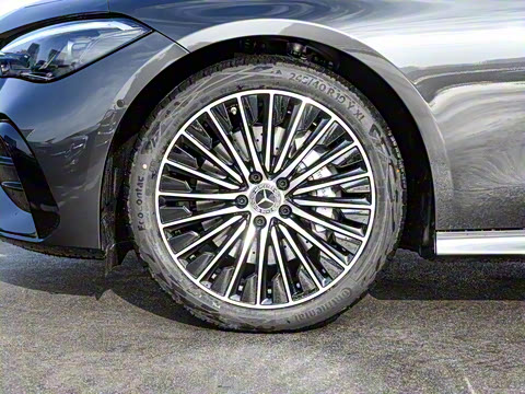 2025�� CLE 260 ���ܳ�