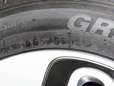 2025�� Mate 300km׷���