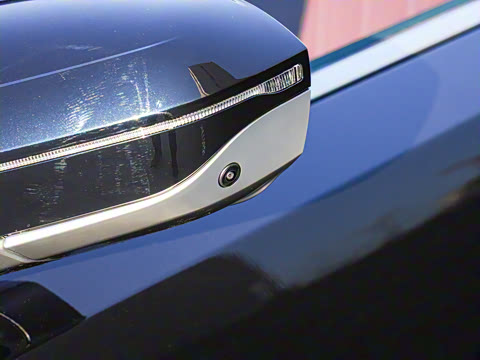 2025�� 530Li ������ M�˶���װ