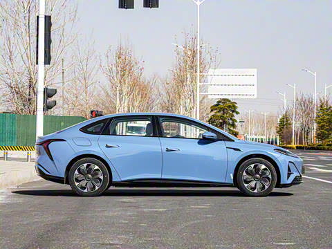 2025�� 750��ѡ��